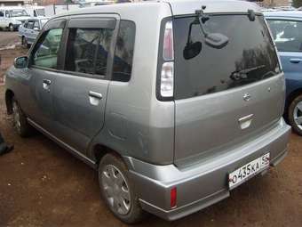 2004 Nissan Cube Pictures