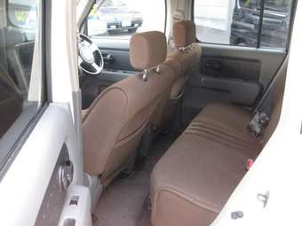 2004 Nissan Cube Pictures