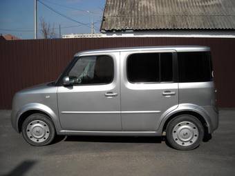 2004 Nissan Cube Pictures