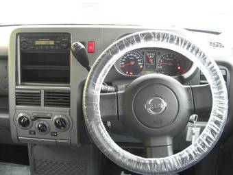 2004 Nissan Cube Pictures