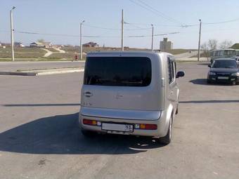 2004 Nissan Cube Photos