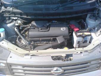 2004 Nissan Cube Images