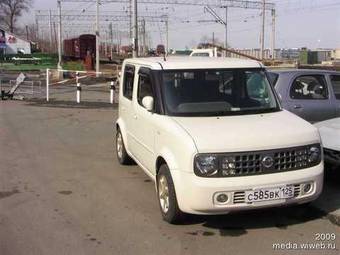 2004 Nissan Cube Pictures