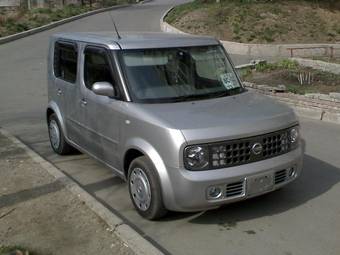 2004 Nissan Cube Pictures