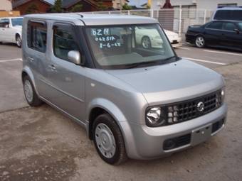 2004 Nissan Cube Pictures