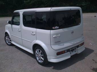 2004 Nissan Cube Pictures
