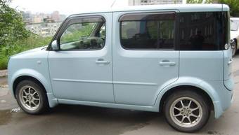 2004 Nissan Cube Pics