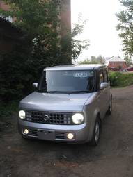 2004 Nissan Cube Photos