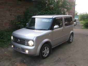 2004 Nissan Cube Pictures