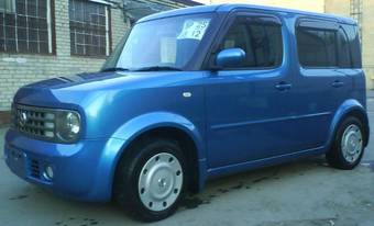 2004 Nissan Cube Pictures