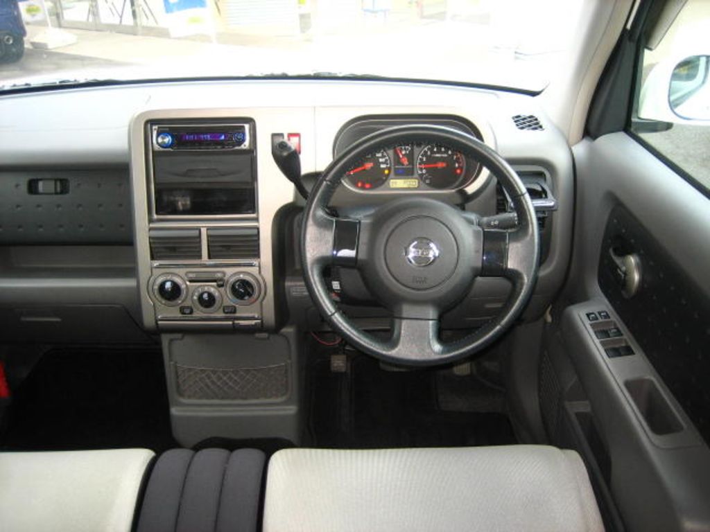 2005 Nissan Cube