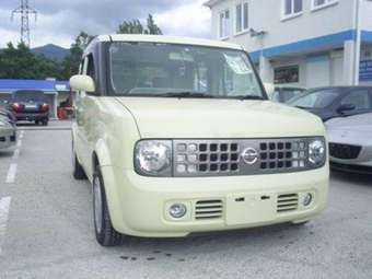 2005 Nissan Cube Photos