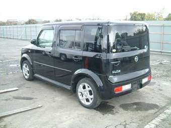 2005 Nissan Cube Pics