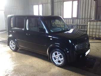 2005 Nissan Cube Photos