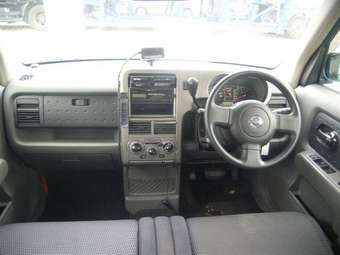 2005 Nissan Cube Pictures