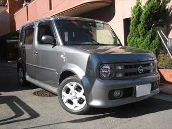 2005 Nissan Cube Pics