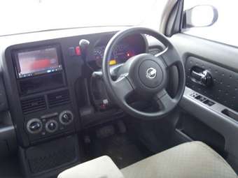 2005 Nissan Cube Pictures