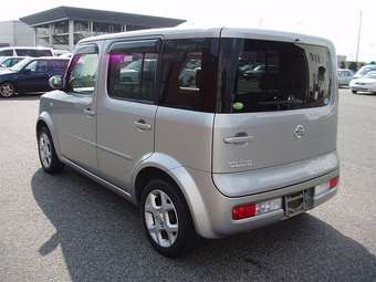 2005 Nissan Cube Images