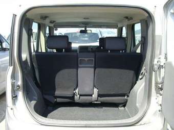 2005 Nissan Cube Pictures
