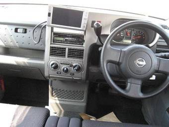2005 Nissan Cube Wallpapers
