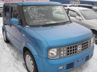 2005 Nissan Cube Photos