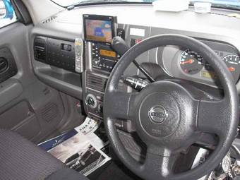 2005 Nissan Cube Wallpapers