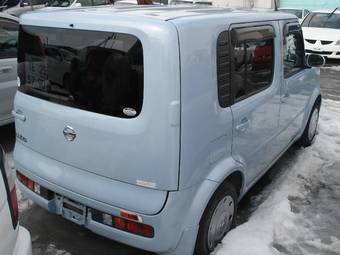 2005 Nissan Cube Photos