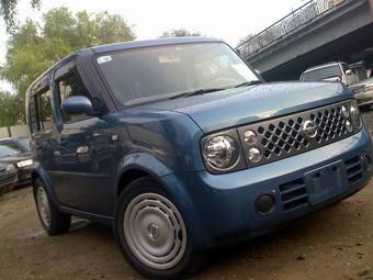 2005 Nissan Cube Images