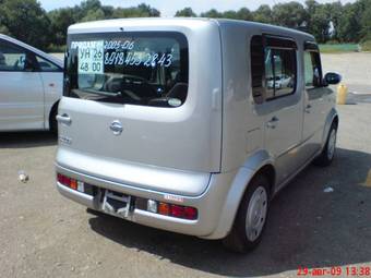 2005 Nissan Cube Photos