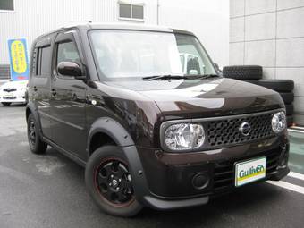 2007 Nissan Cube Photos