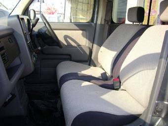 2007 Nissan Cube Photos