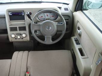 2007 Nissan Cube Pictures