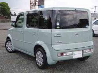 2007 Nissan Cube Photos