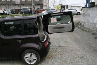 2008 Nissan Cube Photos