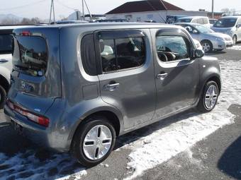 2011 Nissan Cube Photos