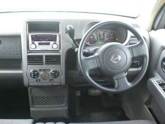 2003 Nissan Cube Cubic Photos