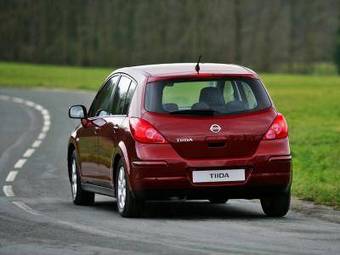 2008 Nissan DA Photos
