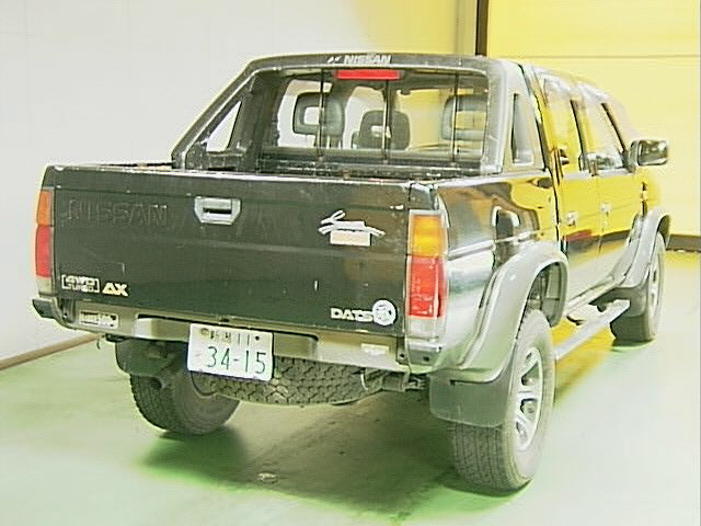 1994 Nissan Datsun Photos