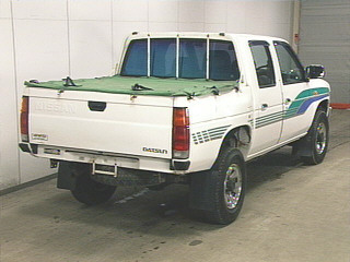 1995 Nissan Datsun Photos