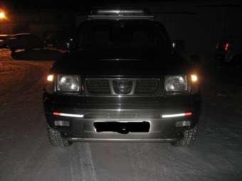 1998 Nissan Datsun Pictures