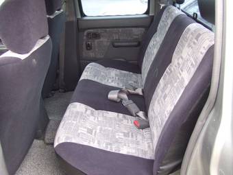 1999 Nissan Datsun Photos