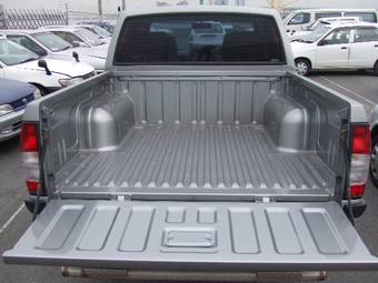 1999 Nissan Datsun Pictures