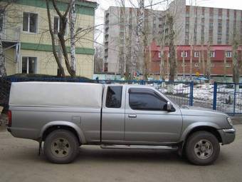 1999 Nissan Datsun Pictures