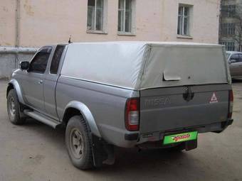 1999 Nissan Datsun Photos