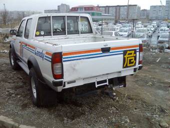 1999 Nissan Datsun Photos