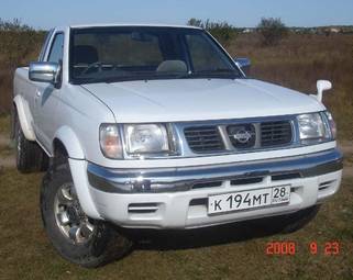 1999 Nissan Datsun Photos