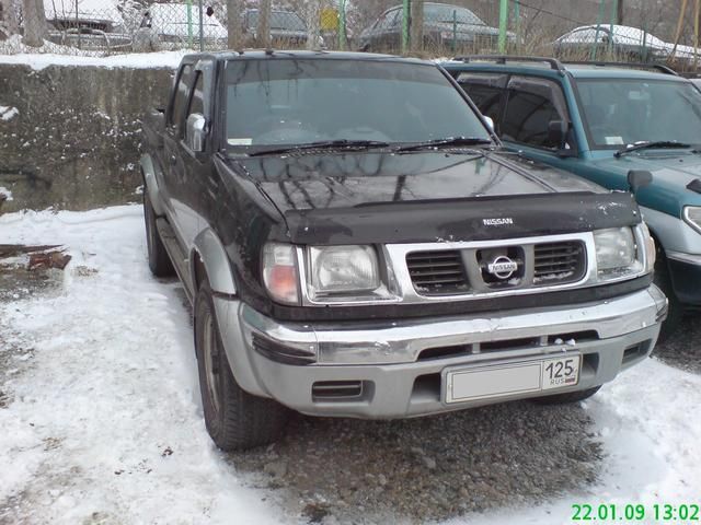 2000 Nissan Datsun