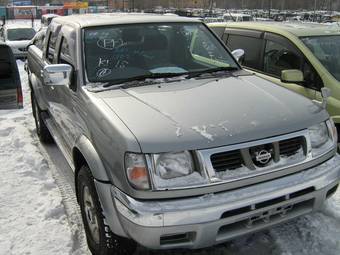 2001 Nissan Datsun Photos