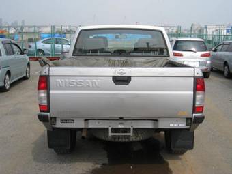 2002 Nissan Datsun Photos