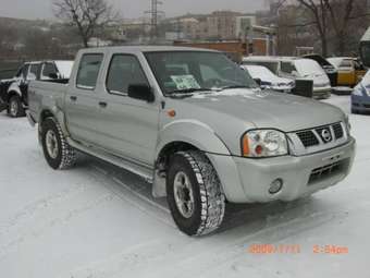 2004 Nissan Datsun Photos